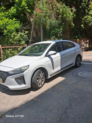 מודעת רכב יונדאי איוניק