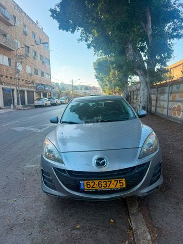מודעת רכב מאזדה 3