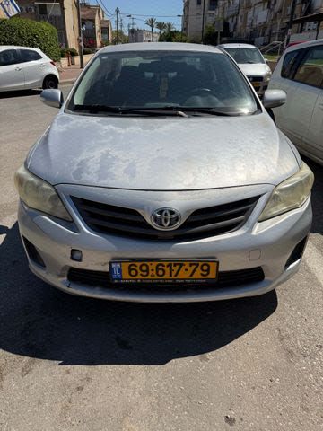 מודעת רכב טויוטה קורולה