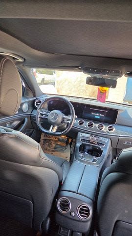 מודעת רכב מרצדס-בנץ E-class
