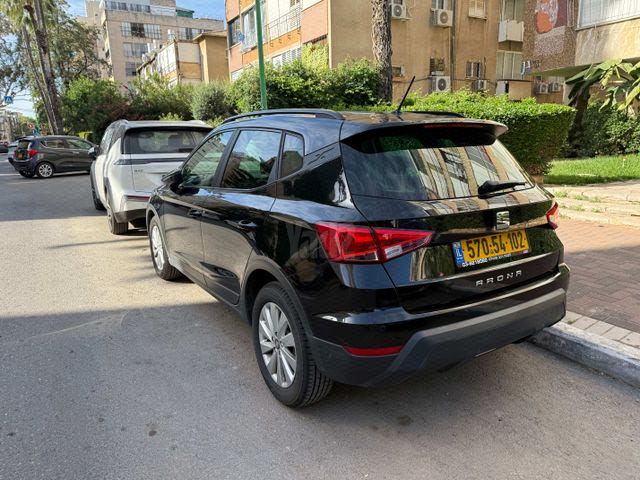 מודעת רכב סיאט ארונה