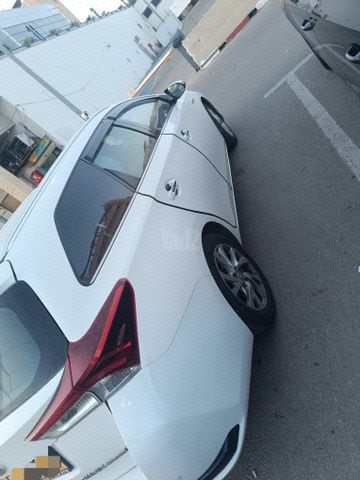 מודעת רכב טויוטה אוריס