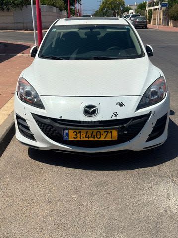 מודעת רכב מאזדה 3