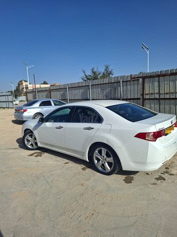 מודעת רכב הונדה אקורד