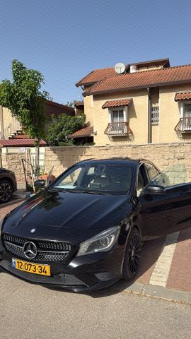 מודעת רכב מרצדס-בנץ CLA