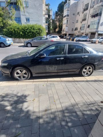 מודעת רכב הונדה אקורד