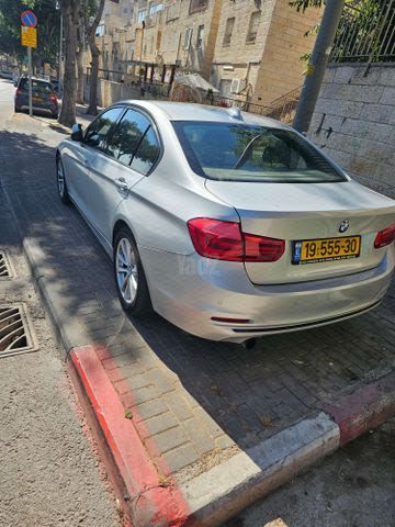 מודעת רכב ב מ וו סדרה 3