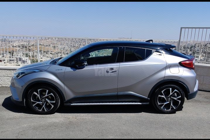מודעת רכב טויוטה C-HR