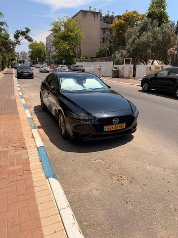 מודעת רכב מאזדה 3