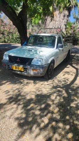 מודעת רכב מיצובישי טרייטון / L200