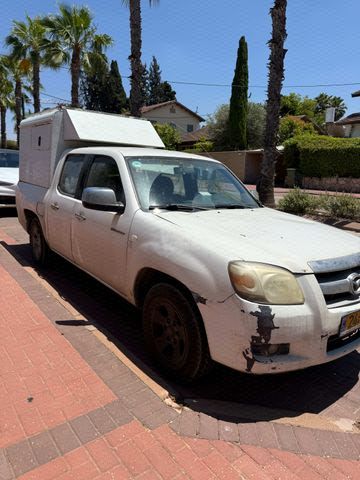 מודעת רכב מאזדה BT-50