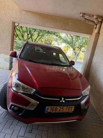 מודעת רכב מיצובישי ASX