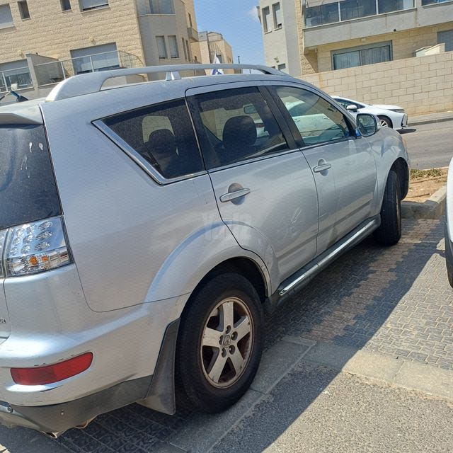 מודעת רכב מיצובישי אאוטלנדר