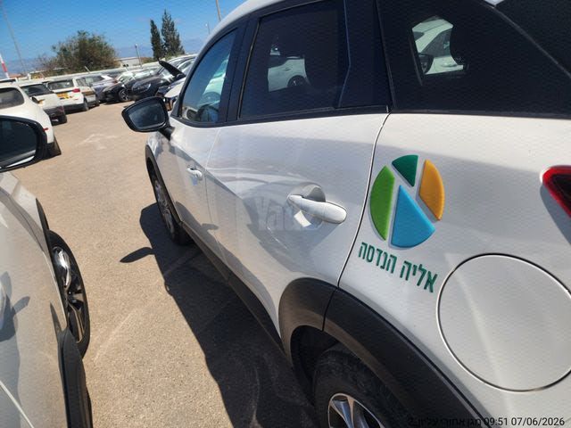מודעת רכב מאזדה CX-3