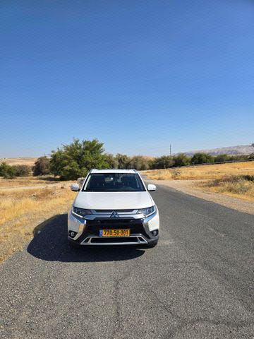 מודעת רכב מיצובישי אאוטלנדר