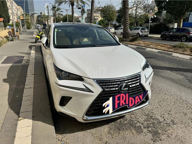 מודעת רכב לקסוס NX