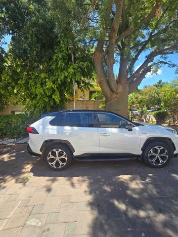 מודעת רכב טויוטה RAV4