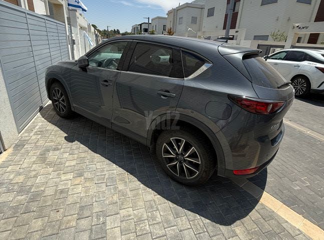 מודעת רכב מאזדה CX-5