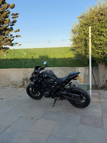 מודעת רכב קאוואסאקי Z900