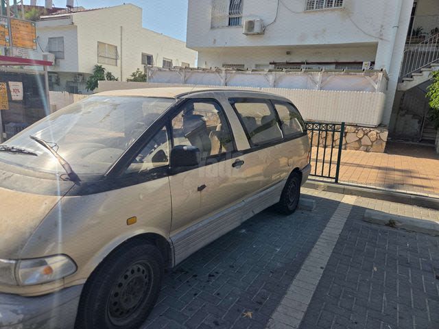 מודעת רכב טויוטה