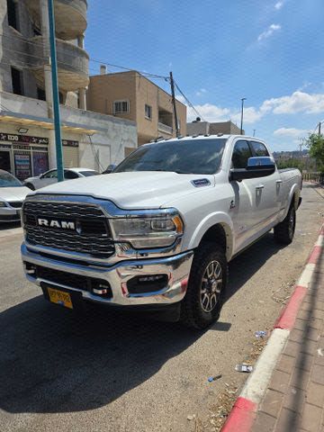 מודעת רכב דודג'