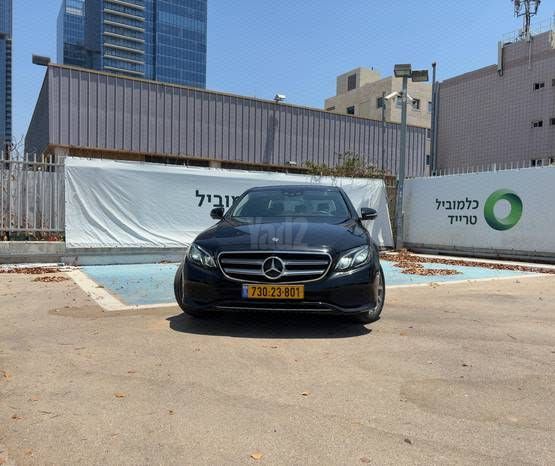 מודעת רכב מרצדס-בנץ E-class