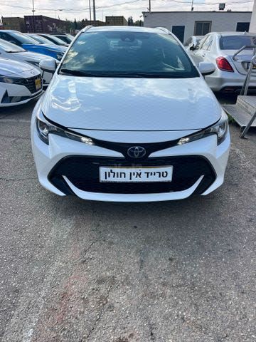 מודעת רכב טויוטה קורולה 1