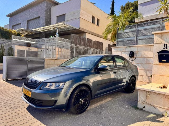 מודעת רכב סקודה אוקטביה