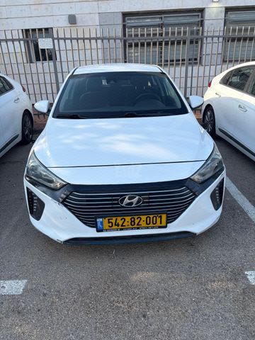 מודעת רכב יונדאי איוניק