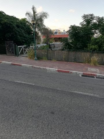 עמוס 4