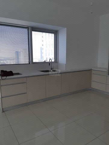 דרך מנחם בגין 152
