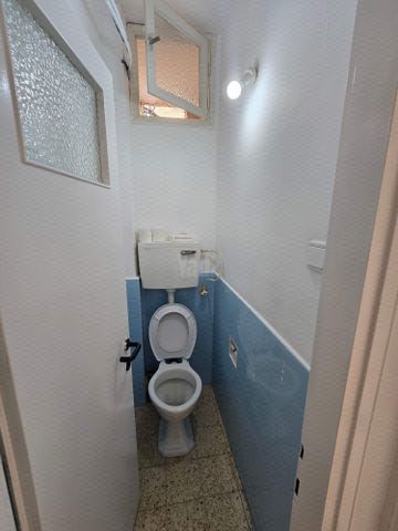 הנביאים 28
