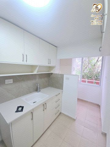החרוב 3