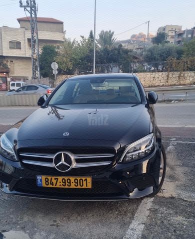 מודעת רכב מרצדס-בנץ C-class