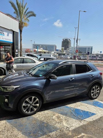 מודעת רכב קיה סטוניק