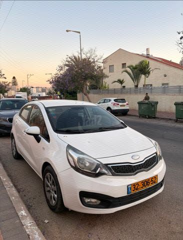 מודעת רכב קיה ריו
