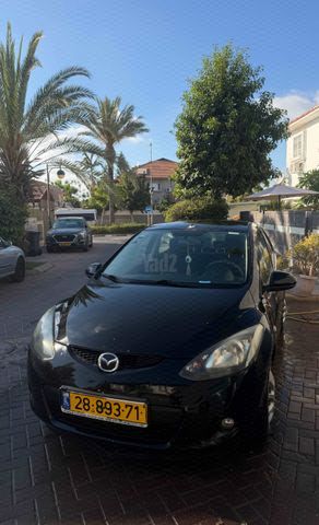 מודעת רכב מאזדה 2