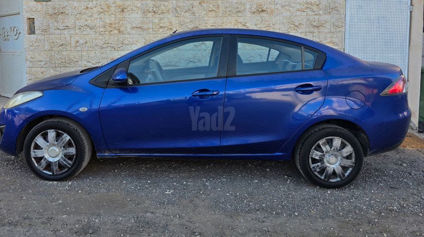 מודעת רכב מאזדה 2