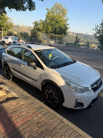 מודעת רכב סובארו XV