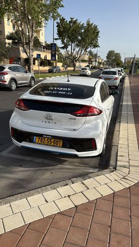 מודעת רכב יונדאי איוניק
