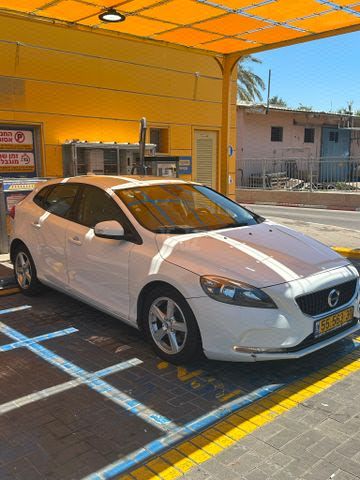 מודעת רכב וולוו V40
