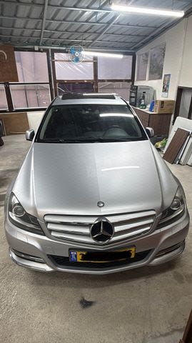 מודעת רכב מרצדס-בנץ C-class