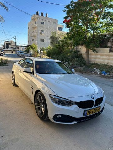 מודעת רכב ב מ וו סדרה 4