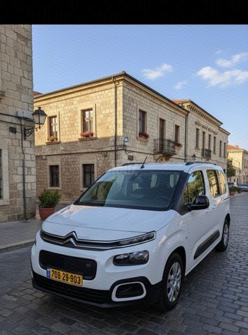 מודעת רכב סיטרואן ברלינגו