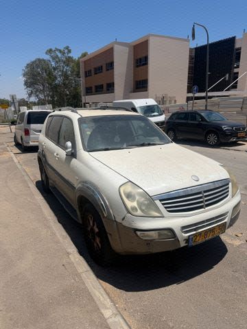 מודעת רכב סאנגיונג רקסטון