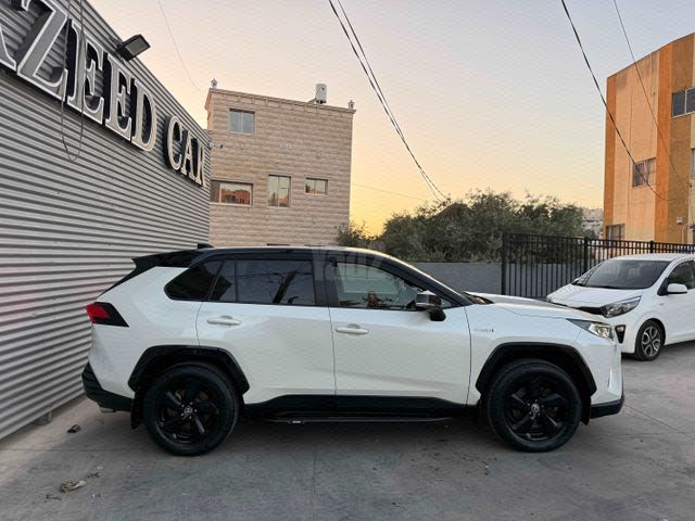 מודעת רכב טויוטה RAV4 1