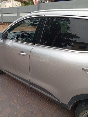מודעת רכב אם ג'י EHS PHEV