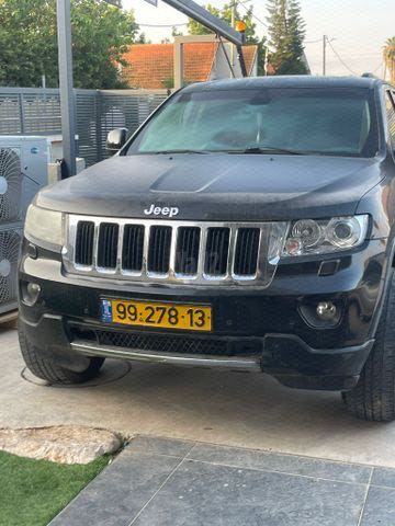 מודעת רכב ג'יפ גרנד צ'ירוקי