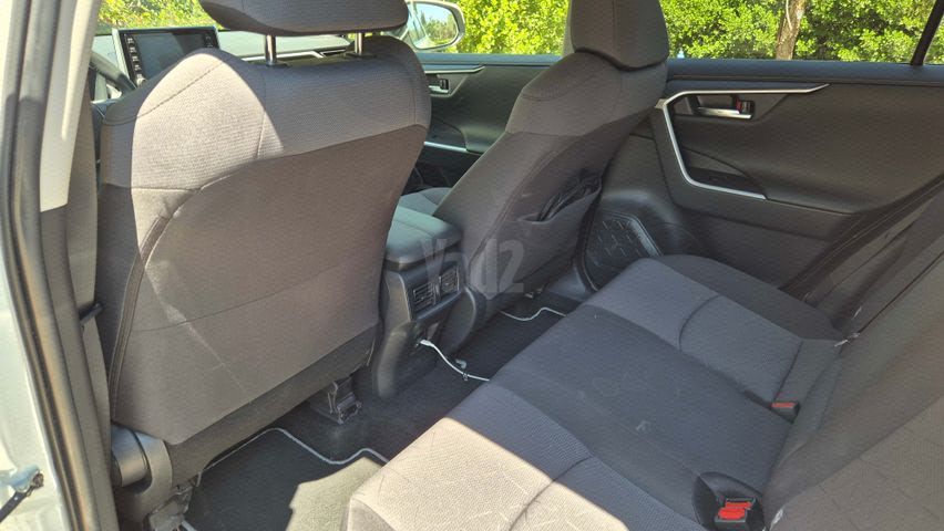 מודעת רכב טויוטה RAV4