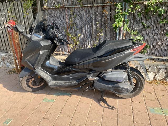 מודעת רכב הונדה פורזה 350